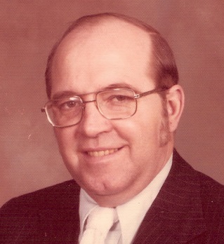 是一位浸信會牧師,牧會多年;在紐約州北格蘭維爾市創辦了真相維爾基督教學院(Truthville Christian Academy)。